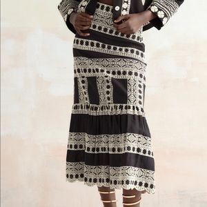 ZARA Embroidered Skirt New Black White